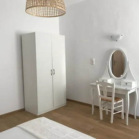Vegera 'sofrano', Stavros Vakantiehuis Donoussa